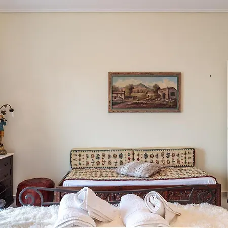 Escape Reality - Magic Getaway With Paradise View * Koróni